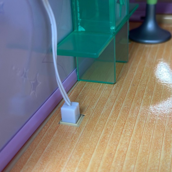 Vintage Lil' Bratz Stylin' Space 2003 MGA - Picture 6 of 12